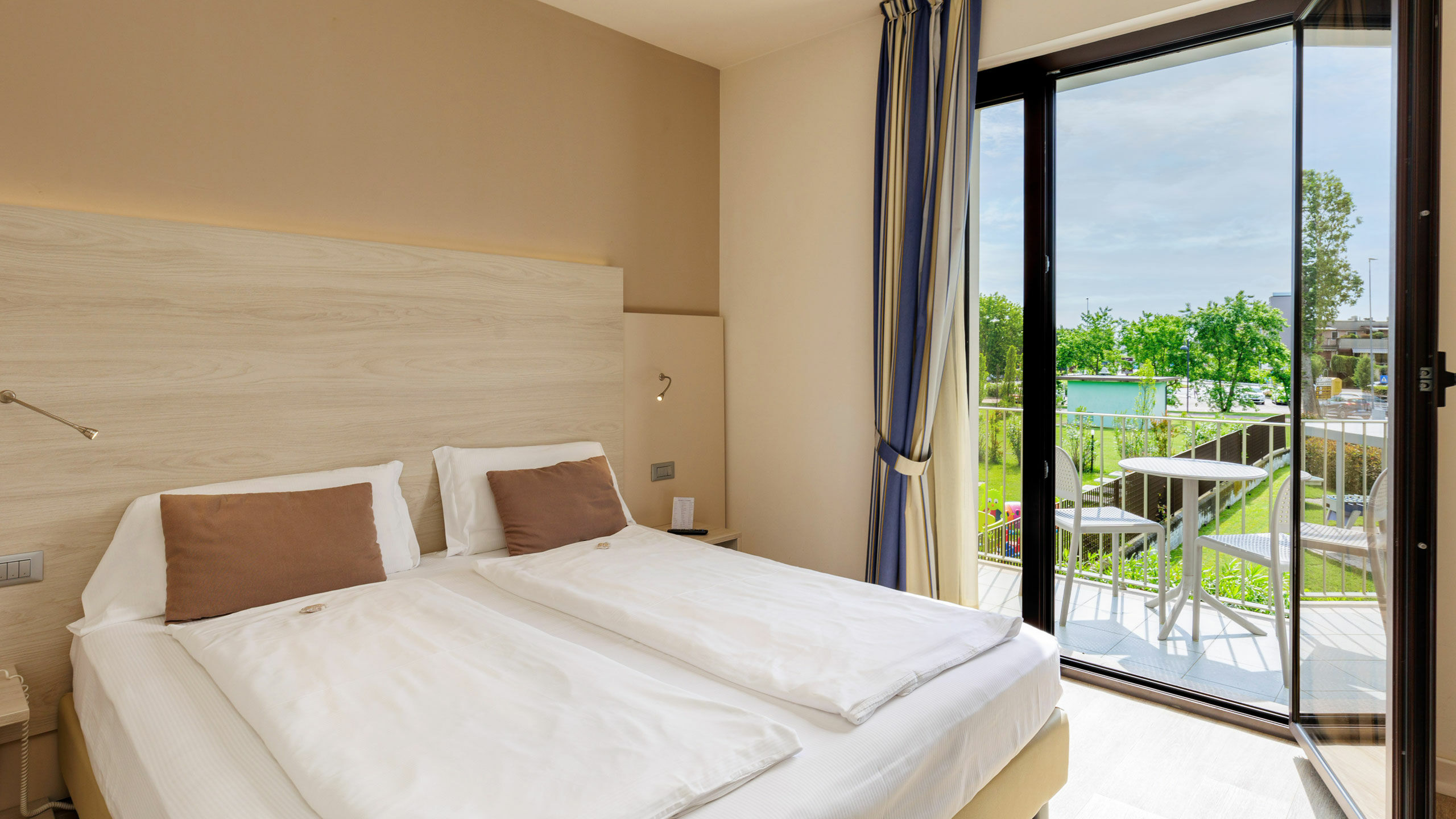 Doppelzimmer Superior mit Balkon oder Patio - Doppelzimmer Superior mit Balkon oder Patio